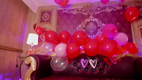 Snapshot of summerssangel chatting on February 15, 2025, 9:27 am       -  - online show from February 15, 2025, 9:27 am