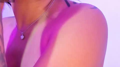 sun online show from November 8, 2025, 11:43 am