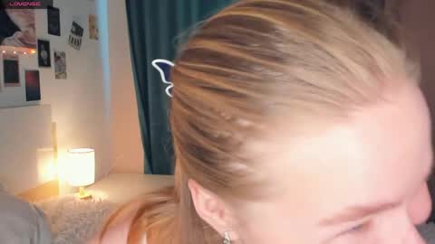 Snapshot of sunday_morn1ng chatting on May 17, 2026, 7:06 am Jenny online show from May 17, 2026, 7:06 am