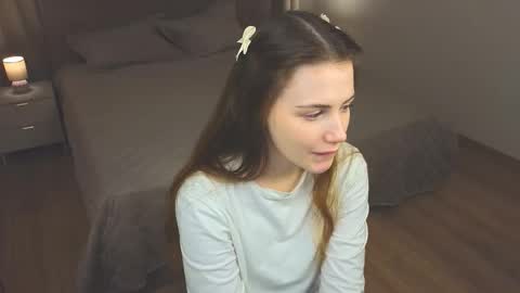 Angella online show from January 18, 2026, 4:16 am