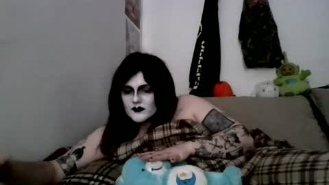 sundaygoth online show from June 15, 2026, 3:14 pm