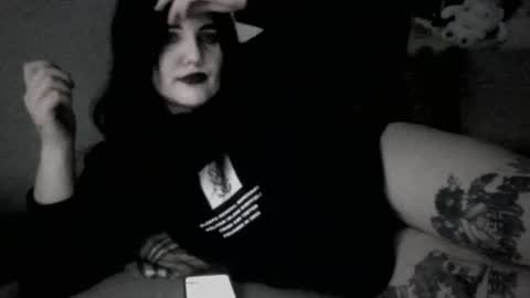sundaygoth online show from July 6, 2026, 8:22 pm