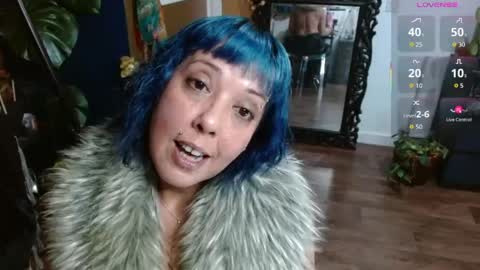 Sunni Knight online show from May 8, 2026, 1:44 am
