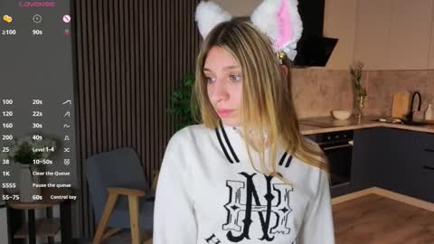 Kiki online show from March 23, 2026, 11:03 am