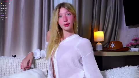 Lily online show from July 15, 2026, 11:32 pm