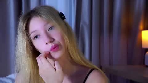 Lily online show from July 18, 2026, 11:30 pm