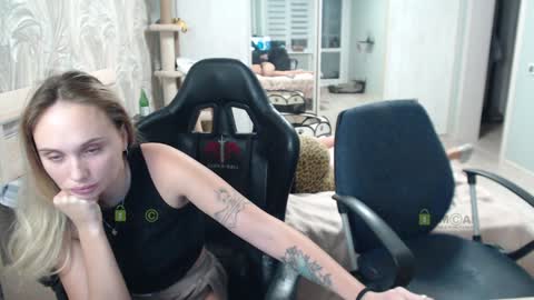 Alice and Sergey online show from January 14, 2025, 3:57 pm