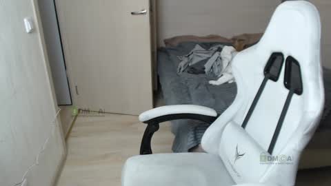 Alice and Sergey online show from February 3, 2025, 5:03 pm