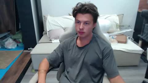 Snapshot of sunny1girl chatting on October 4, 2025, 6:44 am Alice and Sergey online show from October 4, 2025, 6:44 am