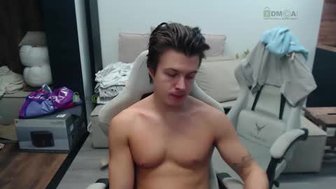 Alice and Sergey online show from November 13, 2025, 7:07 am