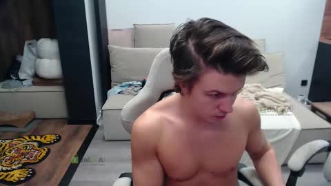 Alice and Sergey online show from January 7, 2026, 7:55 am