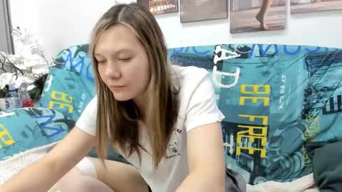 Snapshot of sunny__sammy chatting on September 24, 2025, 1:20 am Sammy online show from September 24, 2025, 1:20 am