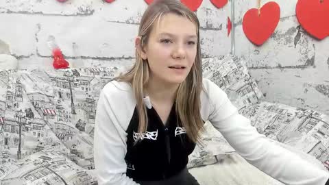 Snapshot of sunny__sammy chatting on October 18, 2025, 8:15 am Sammy online show from October 18, 2025, 8:15 am