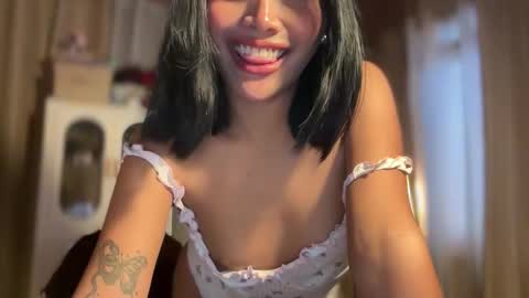 Snapshot of sunny_angelx chatting on October 26, 2025, 5:35 am ANGEL-DONT FORGET TO THUMBS UP AND FOLLOW online show from October 26, 2025, 5:35 am