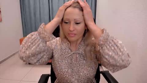 Sarah online show from September 11, 2025, 8:36 am