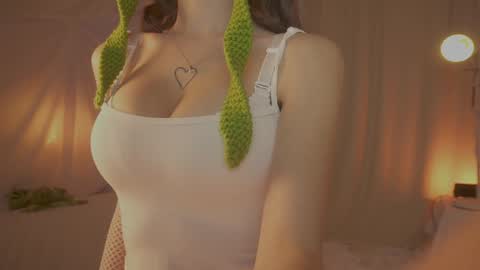 Snapshot of sunny_maria chatting on October 20, 2025, 9:04 pm Maria online show from October 20, 2025, 9:04 pm