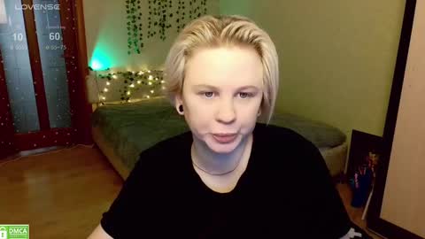 Snapshot of sunny_mood chatting on December 14, 2024, 7:07 am sunny mood online show from December 14, 2024, 7:07 am