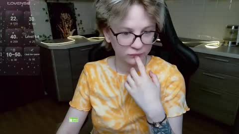 sunny mood online show from May 13, 2026, 7:28 am