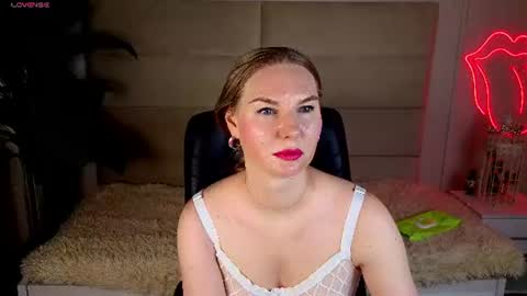 Snapshot of sunny_nicoleee chatting on July 5, 2026, 1:34 am sunny_nicoleee online show from July 5, 2026, 1:34 am