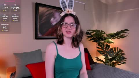 Snapshot of sunny_teaze chatting on April 3, 2026, 11:19 am Sunny online show from April 3, 2026, 11:19 am