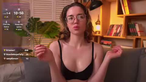 Sunny online show from June 12, 2026, 11:31 am