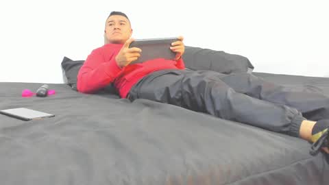 Christian Vanessa online show from September 16, 2025, 12:33 am