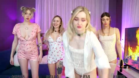 Fia  -  TG -  Mia -  Alice -  online show from February 10, 2025, 2:19 am
