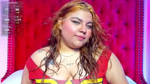 Snapshot of sunnyhoney_ chatting on June 12, 2026, 12:15 pm Sunny online show from June 12, 2026, 12:15 pm