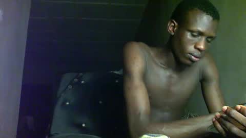 Snapshot of sunnyjohn447 chatting on October 12, 2025, 2:49 pm Sunnyblack2 online show from October 12, 2025, 2:49 pm