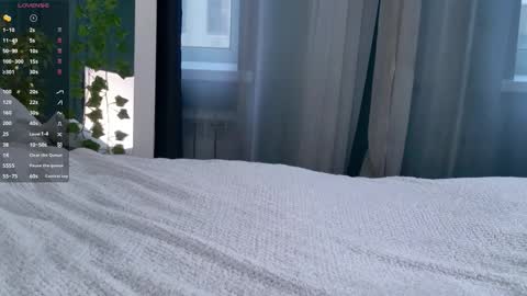 Snapshot of sunnyrisha chatting on September 20, 2025, 5:19 am Risha online show from September 20, 2025, 5:19 am