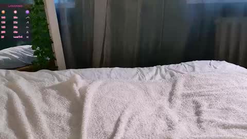 Snapshot of sunnyrisha chatting on September 28, 2025, 5:13 am Risha online show from September 28, 2025, 5:13 am