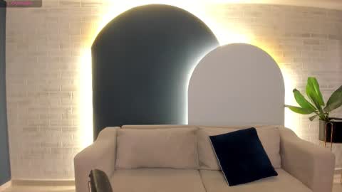 Snapshot of sunnyrivers_ chatting on March 7, 2026, 11:29 am Sunny Rivers online show from March 7, 2026, 11:29 am