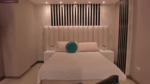 Snapshot of sunnyrivers_ chatting on March 23, 2026, 4:00 pm Sunny Rivers online show from March 23, 2026, 4:00 pm