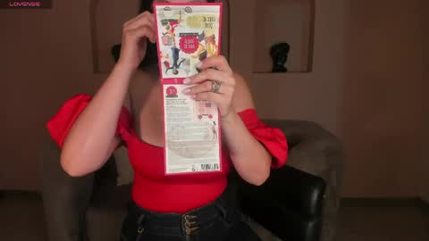 Snapshot of sunnyrivers_ chatting on March 26, 2026, 5:40 pm Sunny Rivers online show from March 26, 2026, 5:40 pm