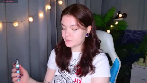 sunrise_enny online show from November 6, 2025, 7:15 pm