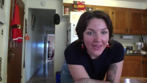 Snapshot of sunset1414 chatting on December 15, 2025, 9:30 pm Sunset online show from December 15, 2025, 9:30 pm