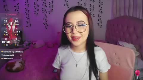 Snapshot of sunset_pienk chatting on March 12, 2025, 6:18 am Sunset online show from March 12, 2025, 6:18 am