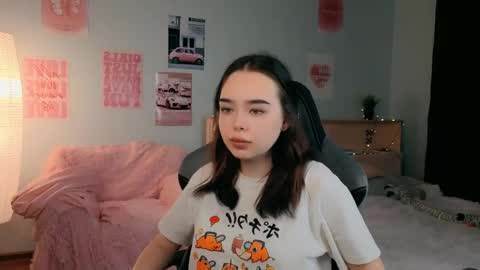 Luna online show from April 30, 2026, 8:57 pm