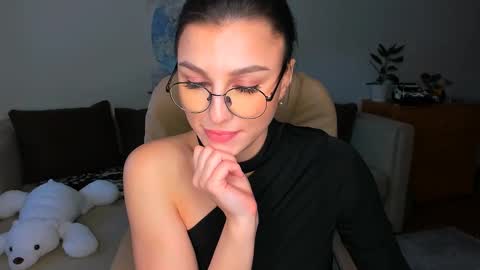 sunsetwithava online show from February 9, 2025, 5:08 am