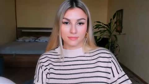 Snapshot of sunsetwithava chatting on March 10, 2026, 12:10 pm sunsetwithava online show from March 10, 2026, 12:10 pm