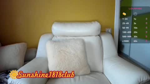 Snapshot of sunshine1818club chatting on January 14, 2025, 8:09 am Angela  Sunshine1818club online show from January 14, 2025, 8:09 am