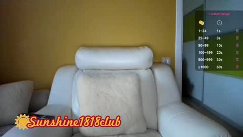 Snapshot of sunshine1818club chatting on January 16, 2025, 6:56 am Angela  Sunshine1818club online show from January 16, 2025, 6:56 am