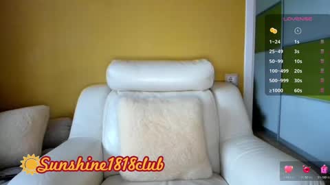 Snapshot of sunshine1818club chatting on January 18, 2025, 8:10 am Angela  Sunshine1818club online show from January 18, 2025, 8:10 am