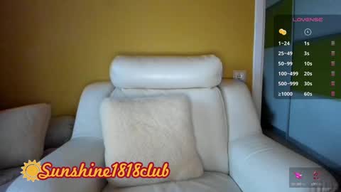 Snapshot of sunshine1818club chatting on January 19, 2025, 7:04 am Angela  Sunshine1818club online show from January 19, 2025, 7:04 am