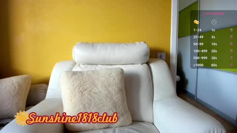 Snapshot of sunshine1818club chatting on January 28, 2025, 7:43 am Angela  Sunshine1818club online show from January 28, 2025, 7:43 am