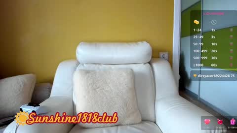 Snapshot of sunshine1818club chatting on January 29, 2025, 10:27 am Angela  Sunshine1818club online show from January 29, 2025, 10:27 am