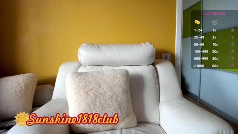 Snapshot of sunshine1818club chatting on February 27, 2025, 7:01 am Angela  Sunshine1818club online show from February 27, 2025, 7:01 am