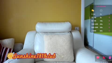 Snapshot of sunshine1818club chatting on September 18, 2025, 5:20 am Angela  Sunshine1818club online show from September 18, 2025, 5:20 am