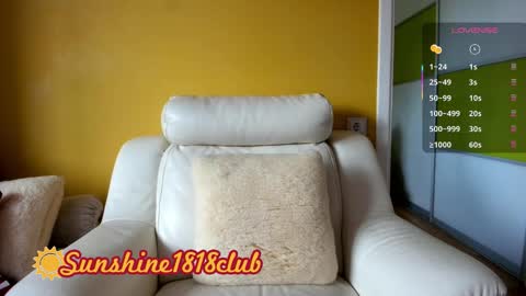 Snapshot of sunshine1818club chatting on September 22, 2025, 6:37 am Angela  Sunshine1818club online show from September 22, 2025, 6:37 am