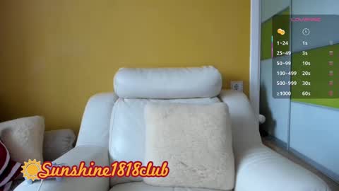 Snapshot of sunshine1818club chatting on October 11, 2025, 7:18 am Angela  Sunshine1818club online show from October 11, 2025, 7:18 am